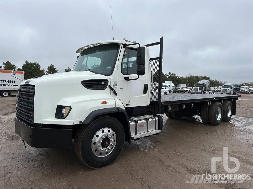 Freightliner 114SD Camiones de cama baja