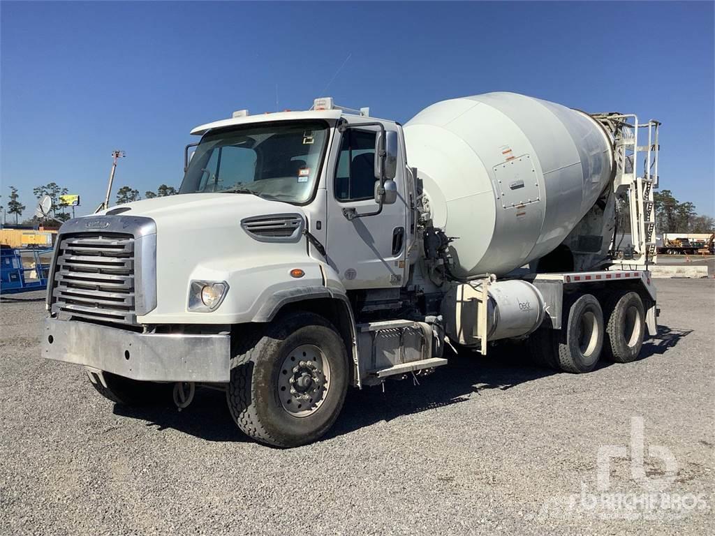 Freightliner 114SD Camiones de concreto