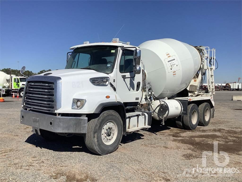 Freightliner 114SD Camiones de concreto