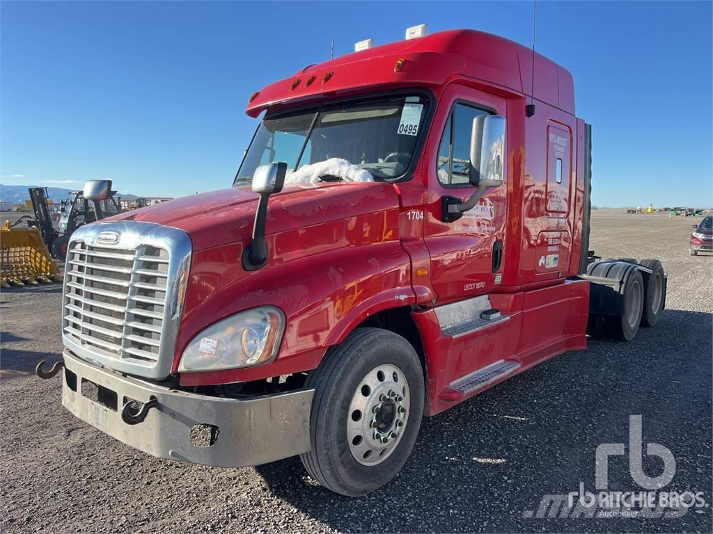 Freightliner CA125SLP Camiones tractor