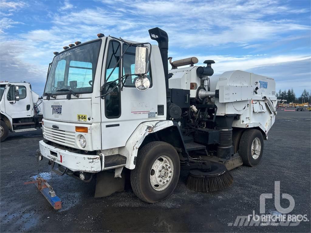 Freightliner FC80 Camión de barrendero