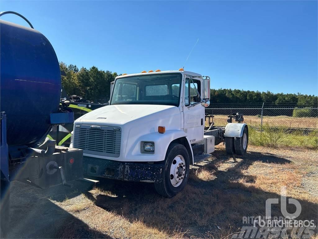 Freightliner FL60 Camiones con chasís y cabina