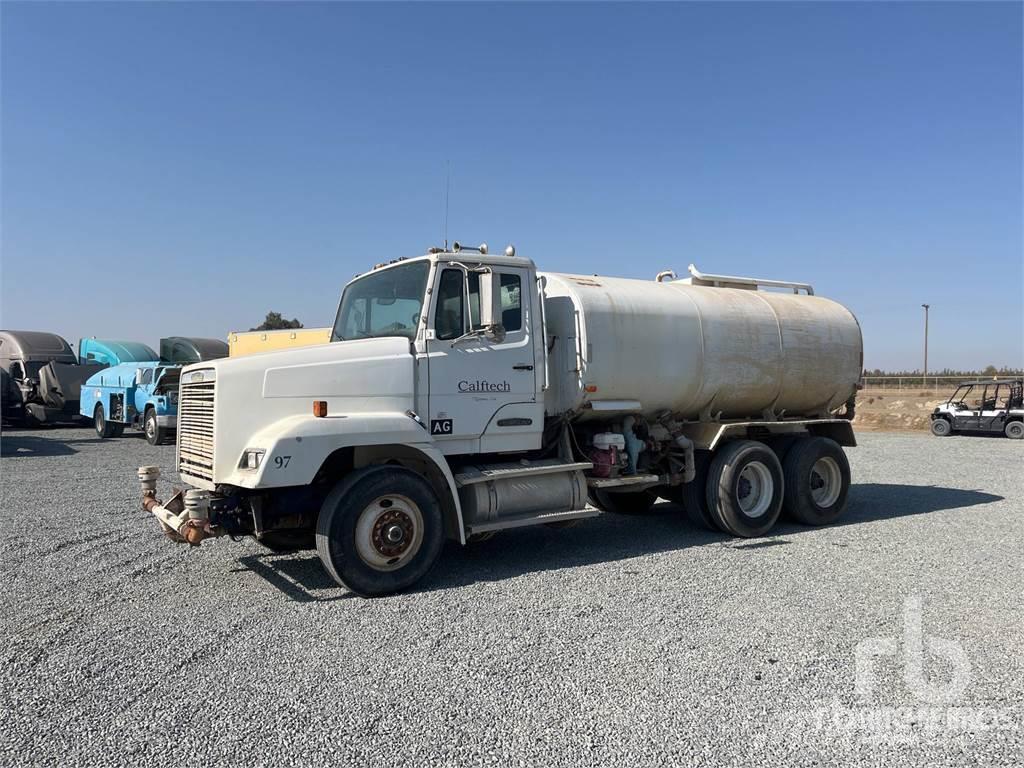 Freightliner FLD120 Camiones cisterna