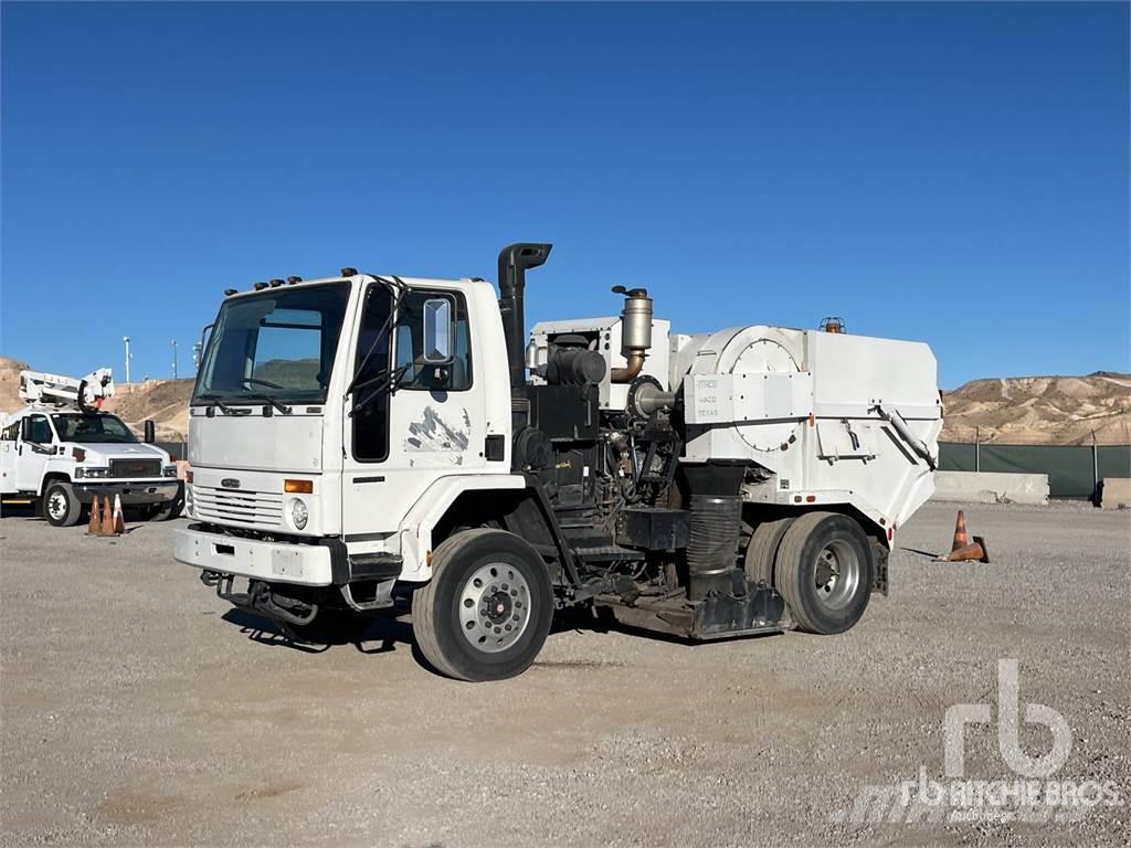 Freightliner HC70 Camión de barrendero