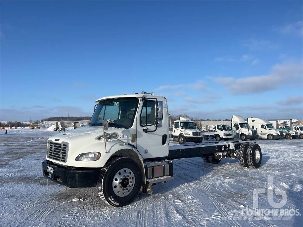 Freightliner M2 Furgonetas cerradas