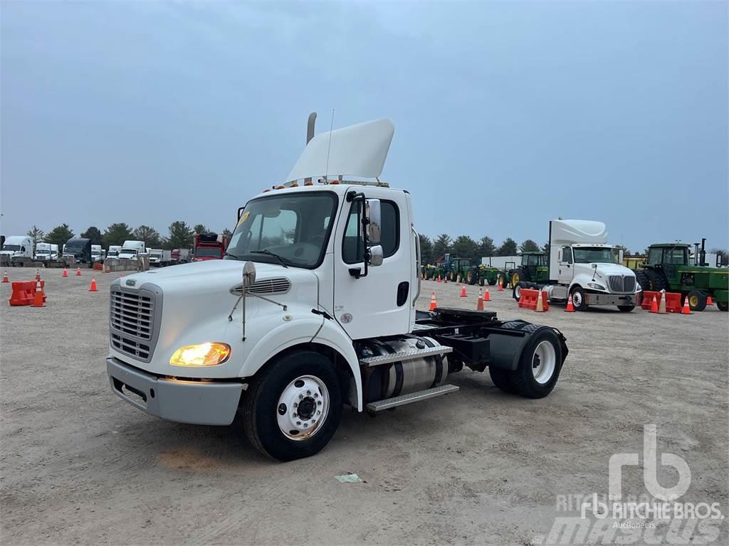 Freightliner M2112 Camiones tractor