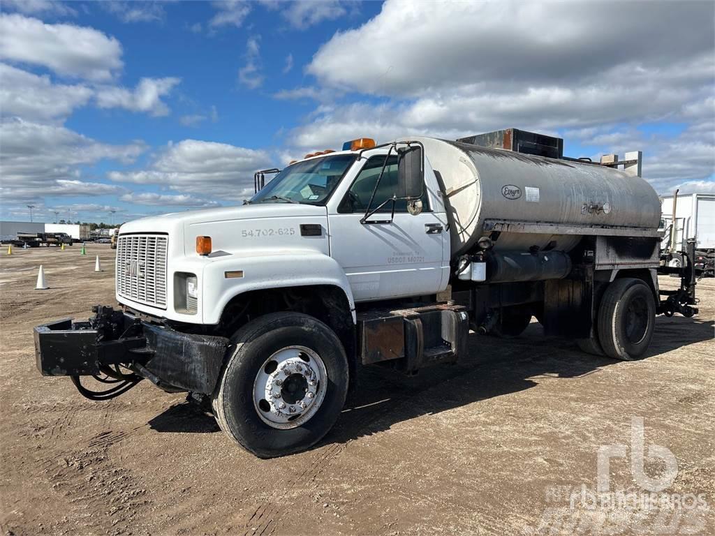 GMC 7500 Rociadoras de asfalto