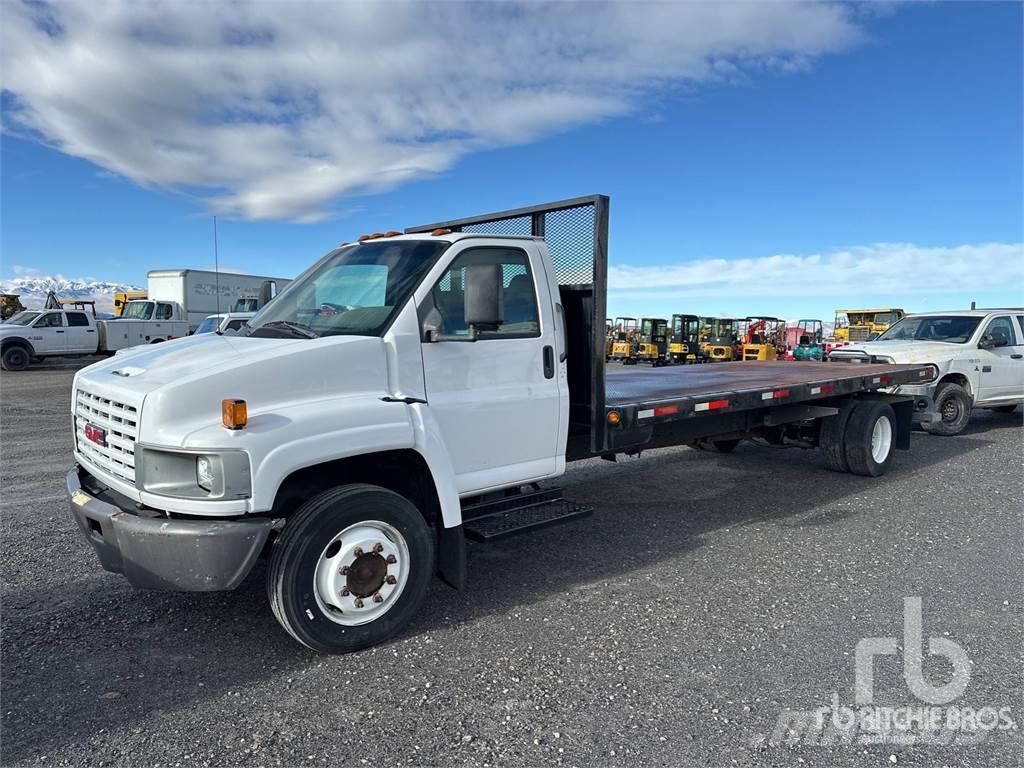 GMC C5500 Camiones de cama baja