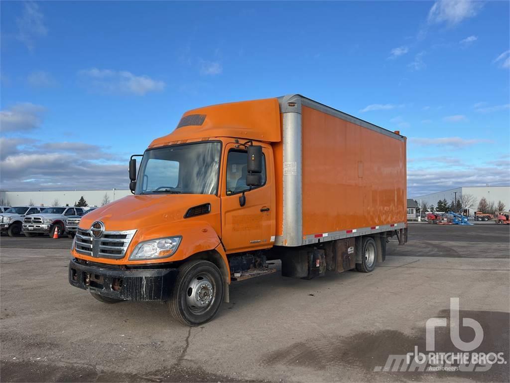 Hino 185 Furgonetas cerradas