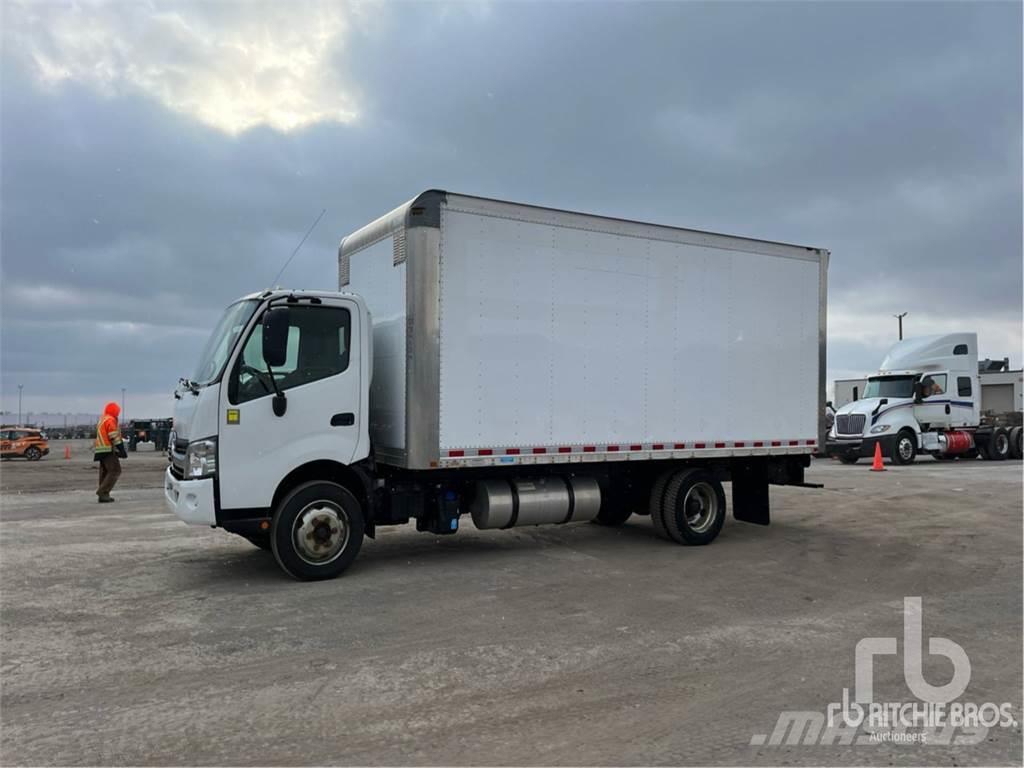 Hino 195 Furgonetas cerradas