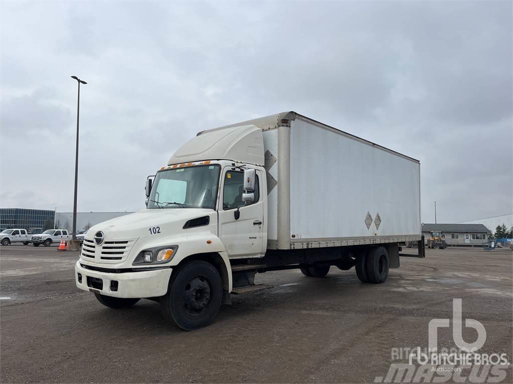 Hino 238 Furgonetas cerradas