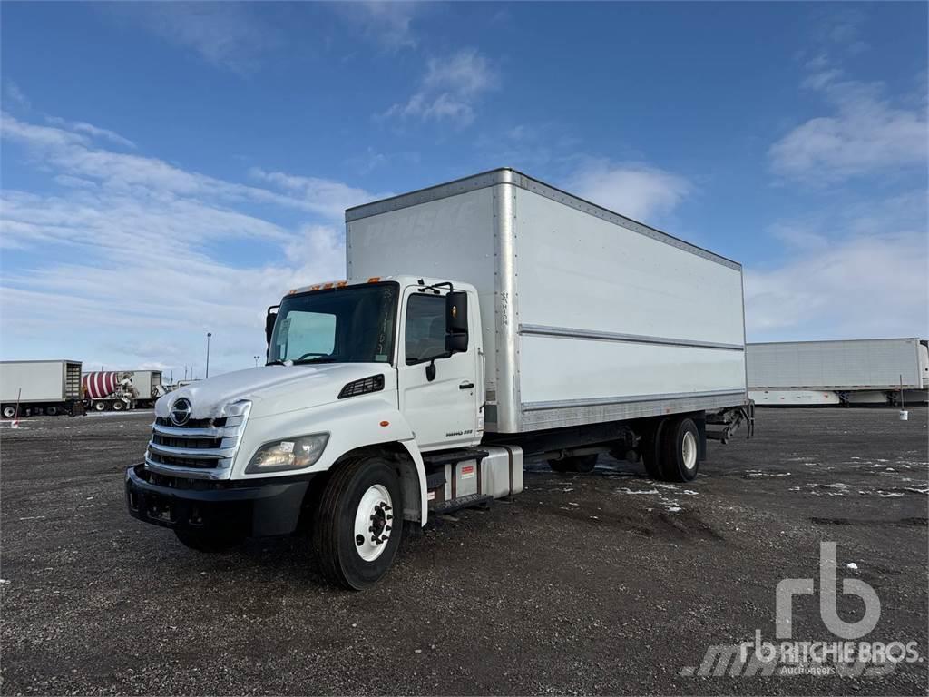 Hino 268 Furgonetas cerradas