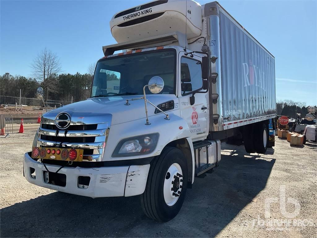 Hino 268 Furgonetas con temperatura controlada