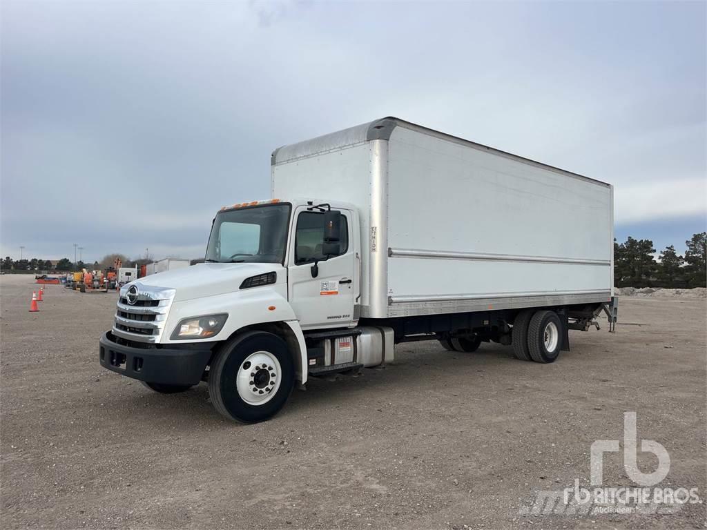 Hino 268 Furgonetas cerradas