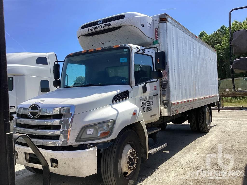 Hino 268 Furgonetas con temperatura controlada