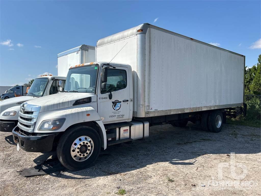 Hino 268 Furgonetas cerradas