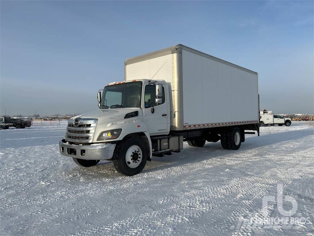 Hino 338 Furgonetas cerradas