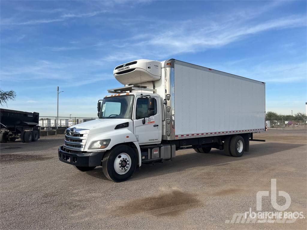 Hino 338 Furgonetas con temperatura controlada