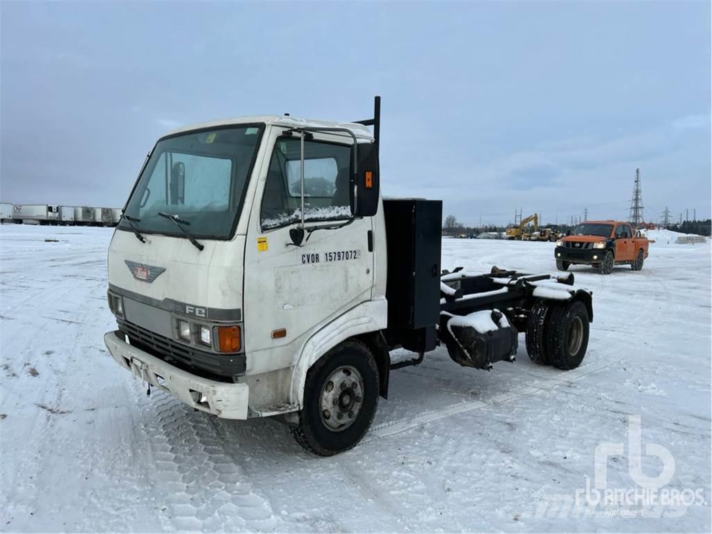 Hino COE Furgonetas cerradas