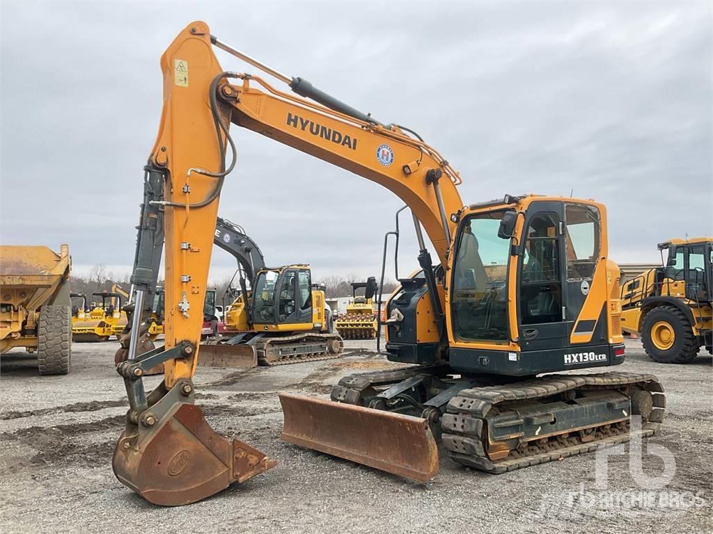 Hyundai HX130 Excavadoras sobre orugas