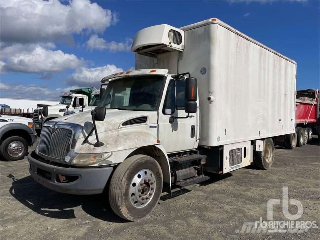 International 4300 Furgonetas con temperatura controlada