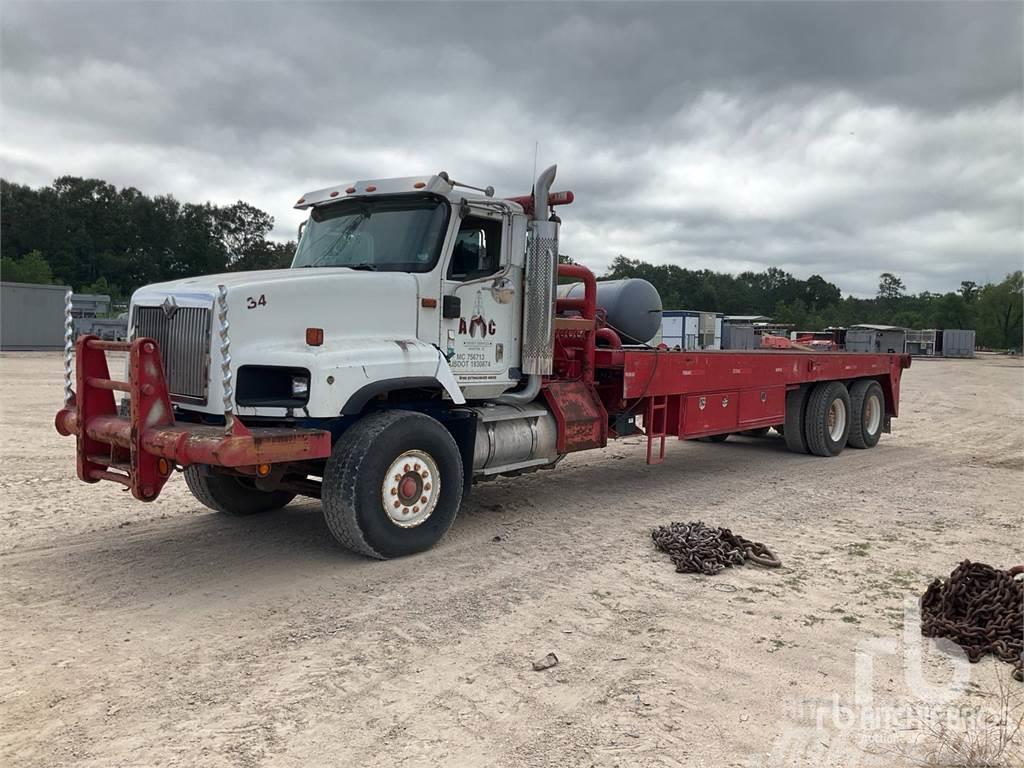 International 5600I Camiones de cama baja