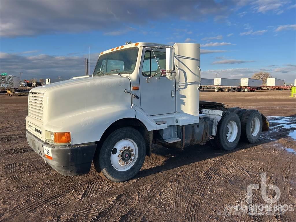 International 8000 Camiones tractor