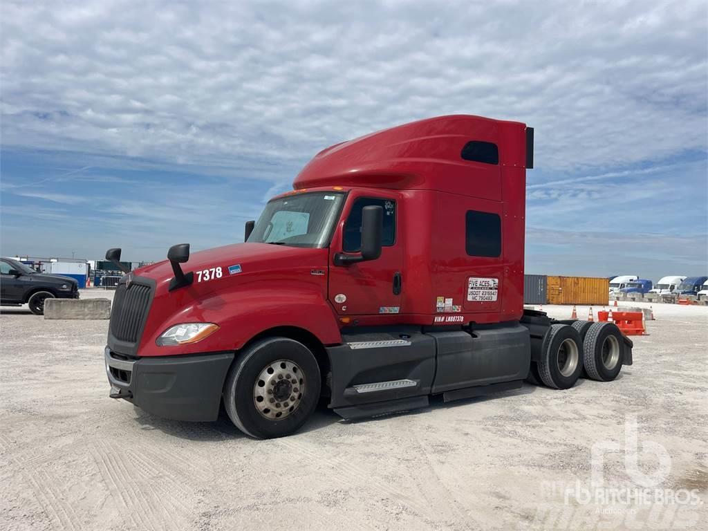 International LT625 Camiones tractor