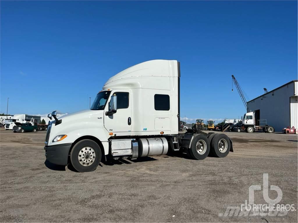 International LT625 Camiones tractor