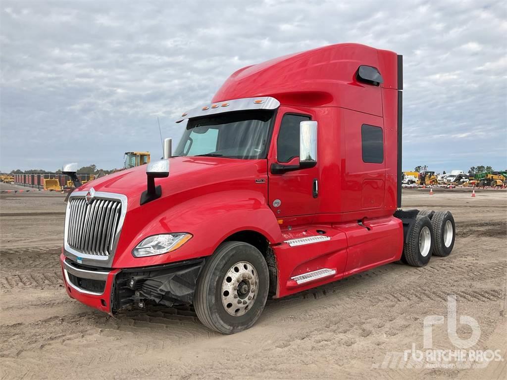 International LT625 Camiones tractor