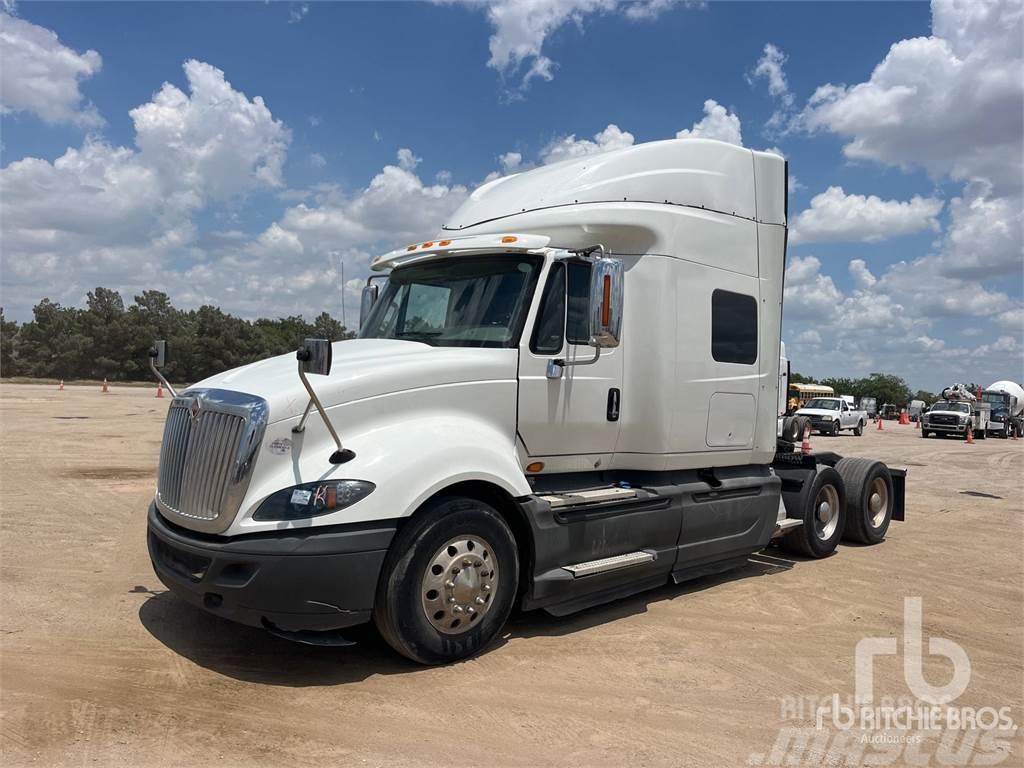 International PROSTAR Camiones tractor