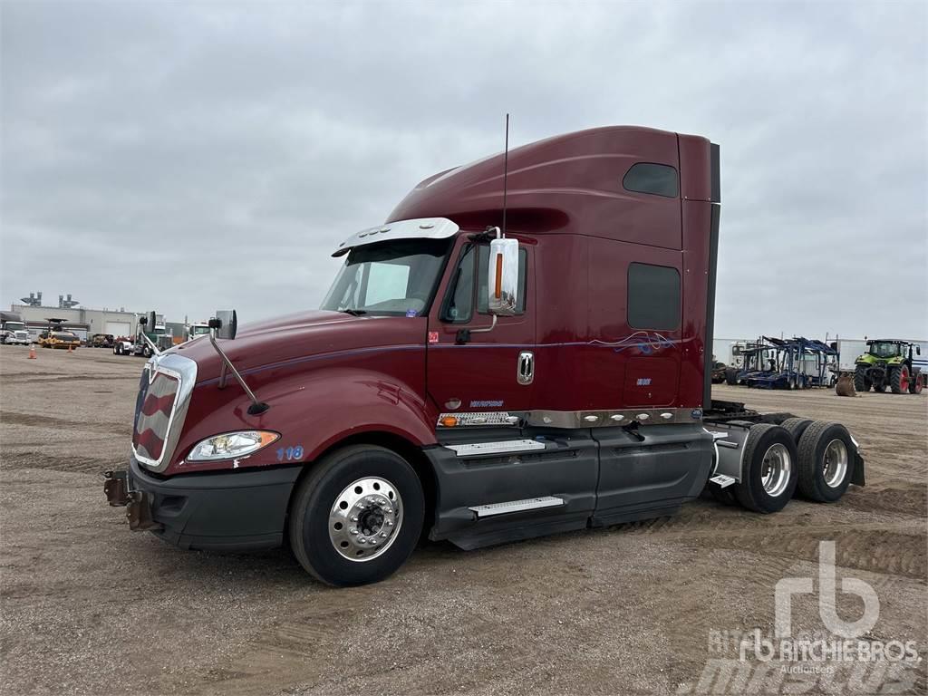 International PROSTAR Camiones tractor