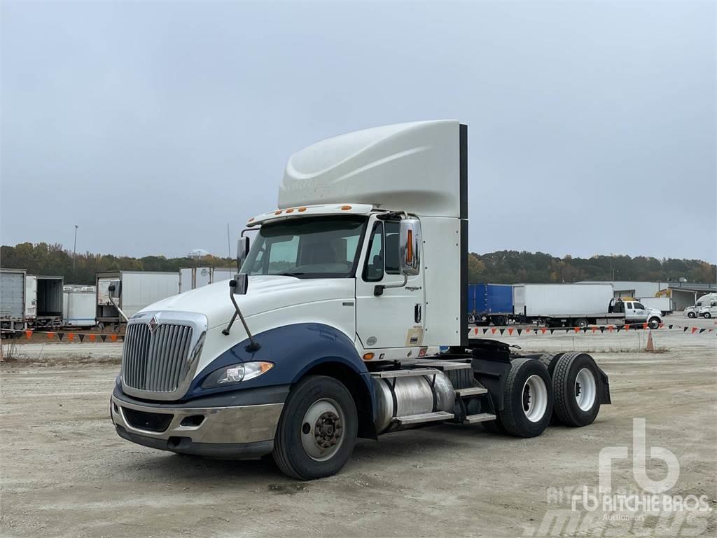 International PROSTAR Camiones tractor