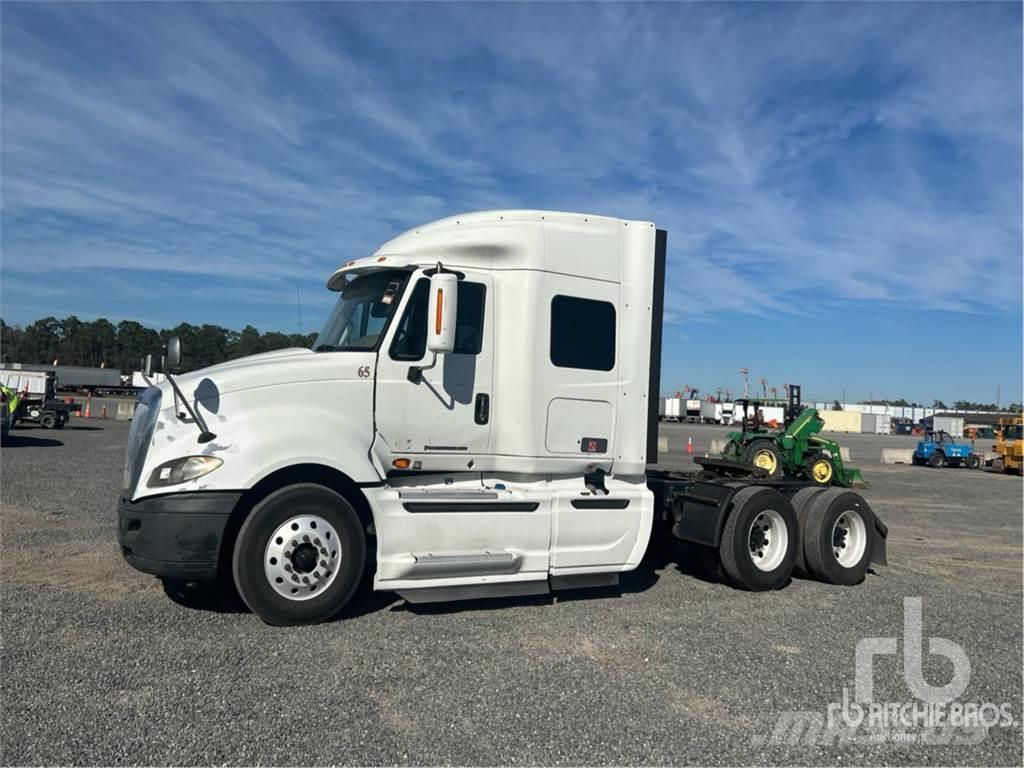 International PROSTAR Camiones tractor