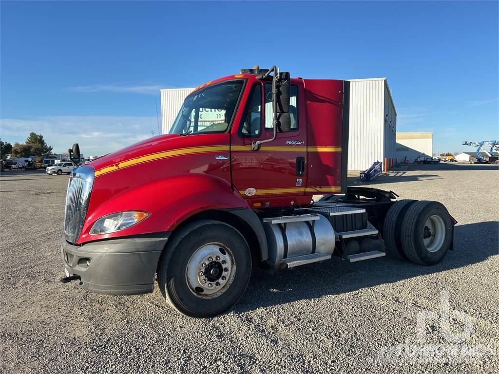 International PROSTAR Camiones tractor