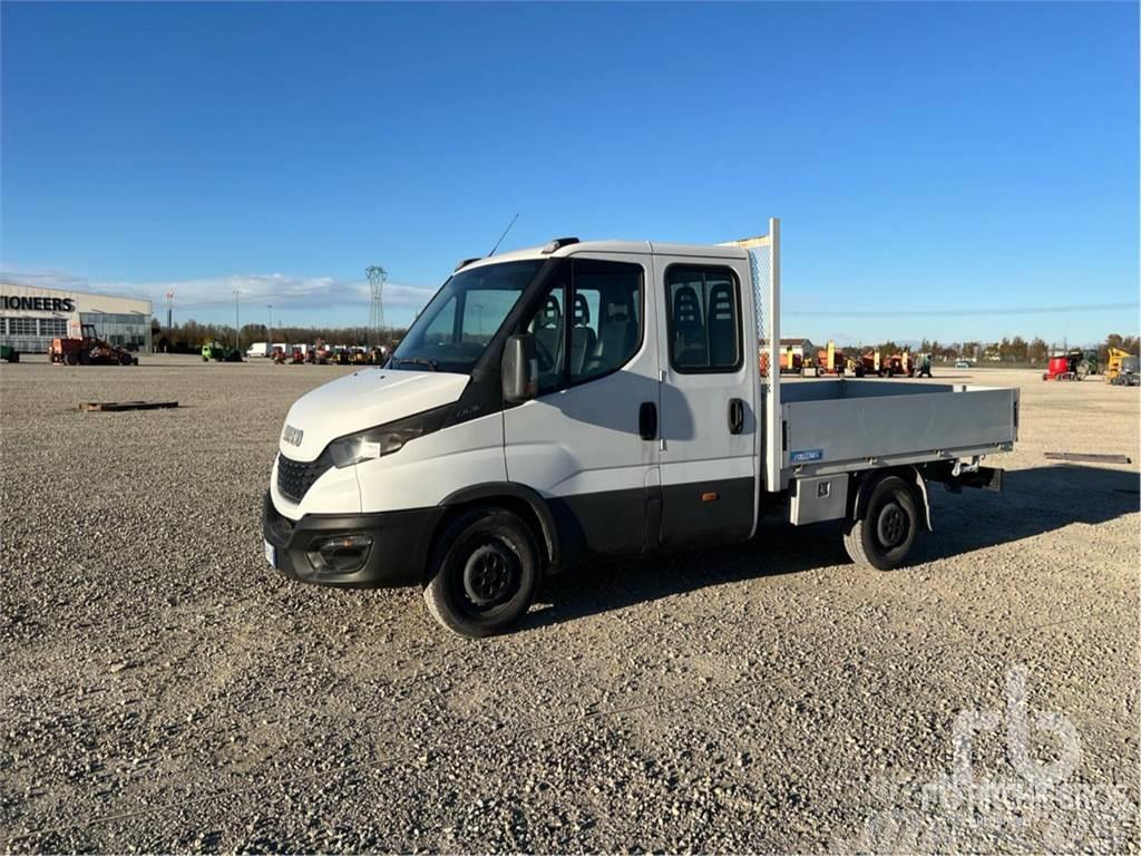 Iveco DAILY Camiones de cama baja