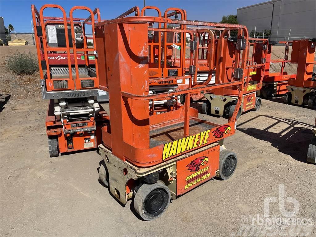 JLG 1230ES Plataformas con brazo de elevación manual