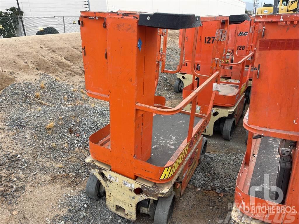 JLG 1230ES Plataformas con brazo de elevación manual