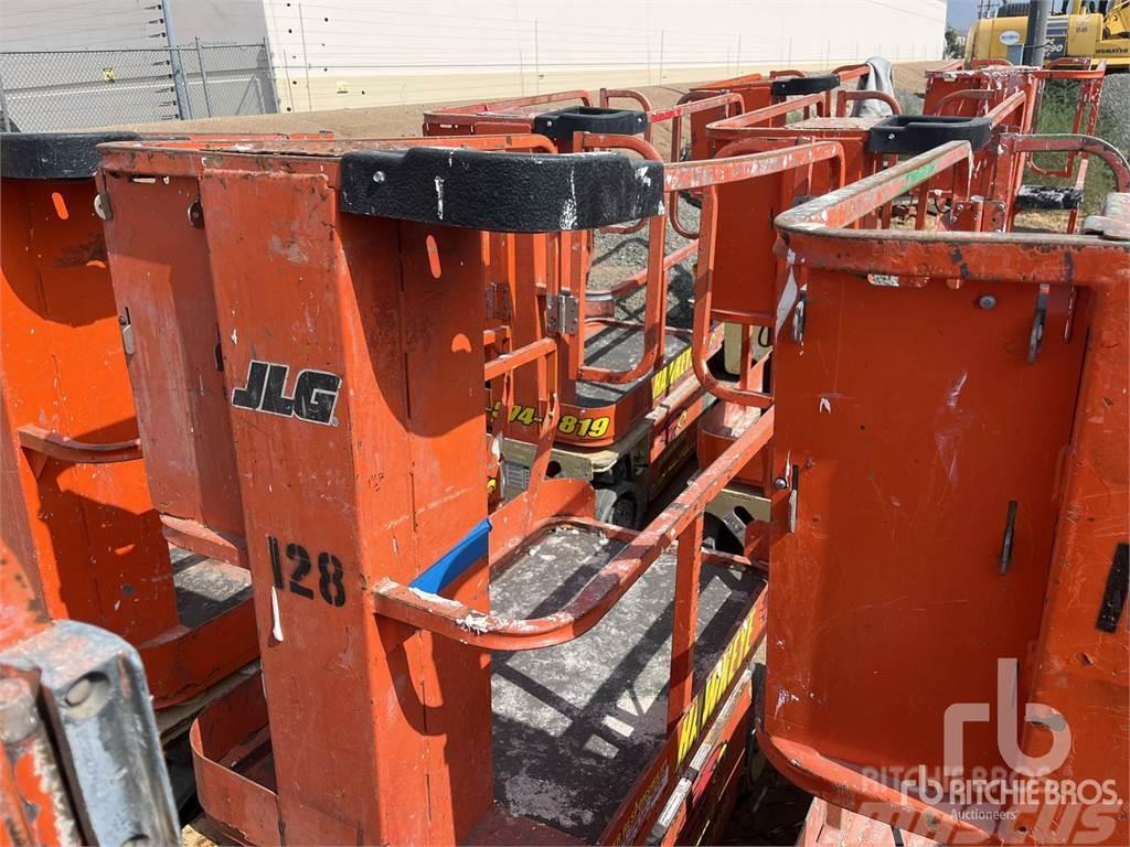 JLG 1230ES Plataformas con brazo de elevación manual