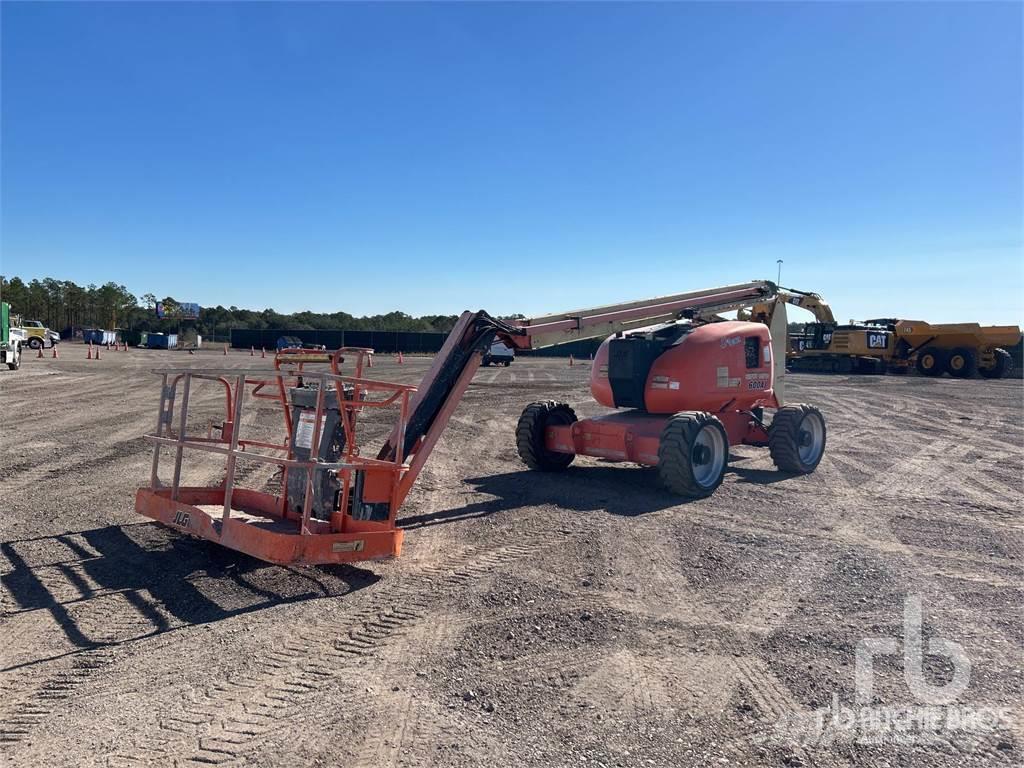 JLG 600AJ Plataformas con brazo de elevación manual