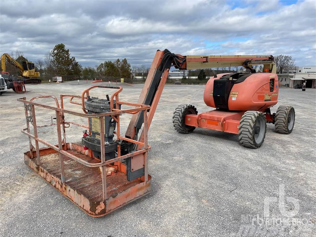 JLG 600AJ Plataformas con brazo de elevación manual