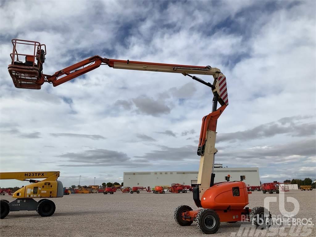 JLG 600AJ Plataformas con brazo de elevación manual