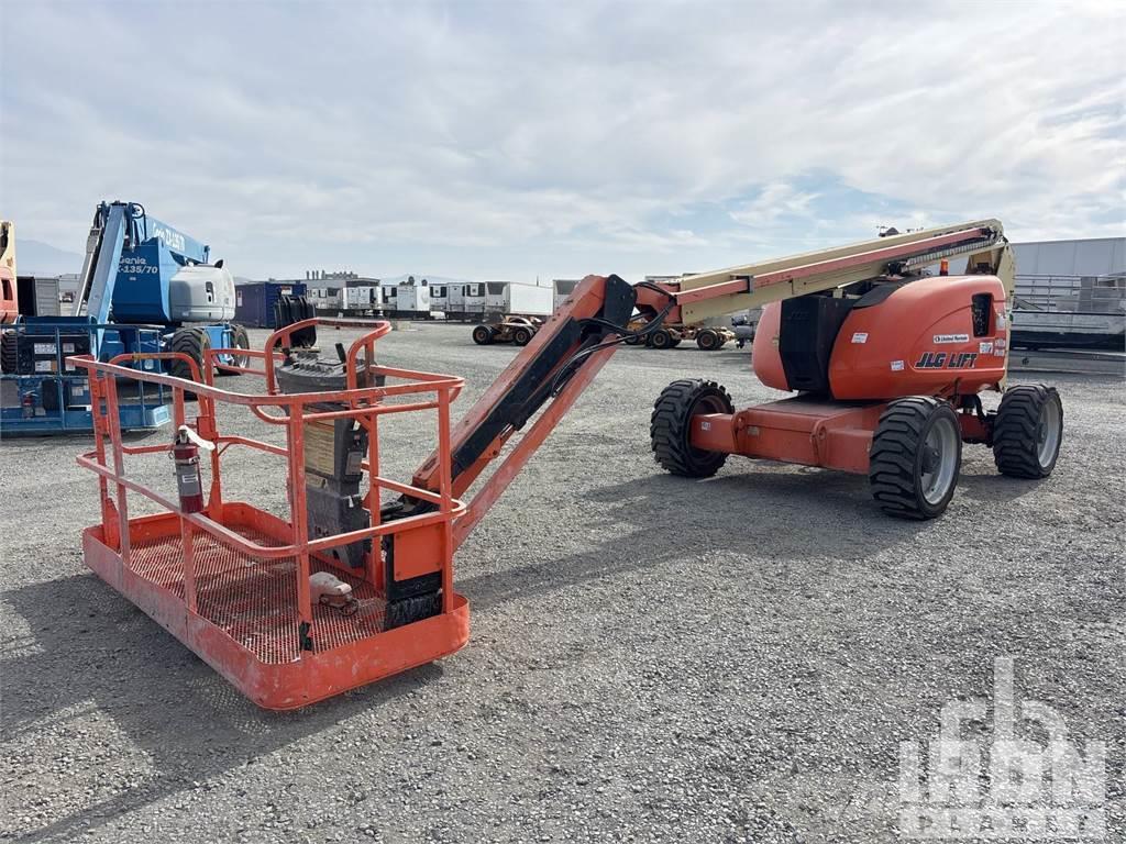 JLG 600AJ Plataformas con brazo de elevación manual