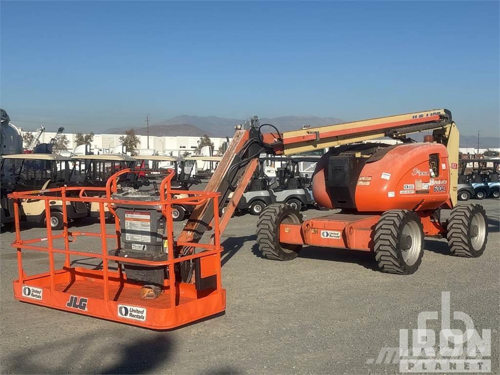 JLG 600AJ Plataformas con brazo de elevación manual