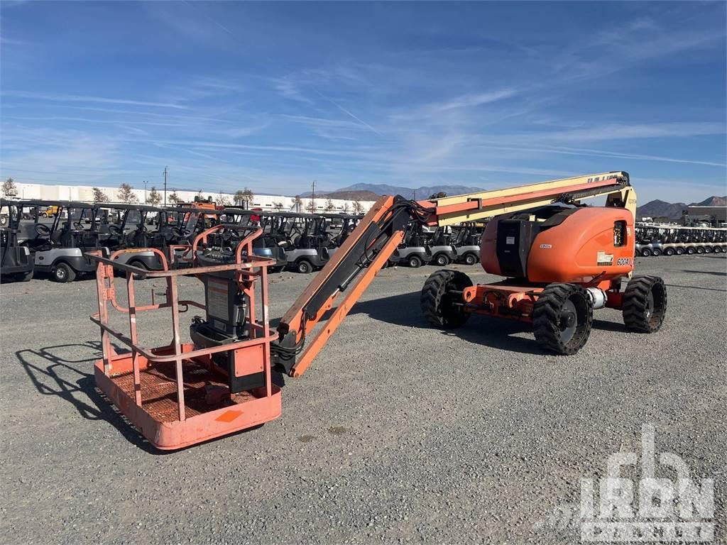 JLG 600AJN Plataformas con brazo de elevación manual