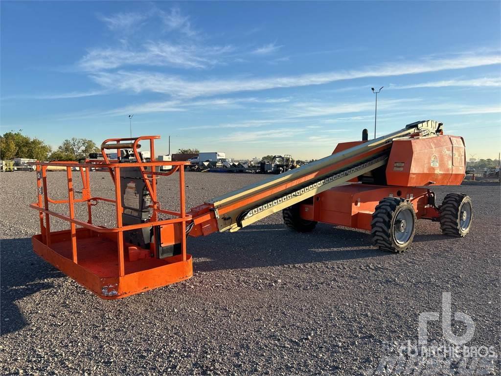 JLG 600S Plataformas con brazo de elevación manual