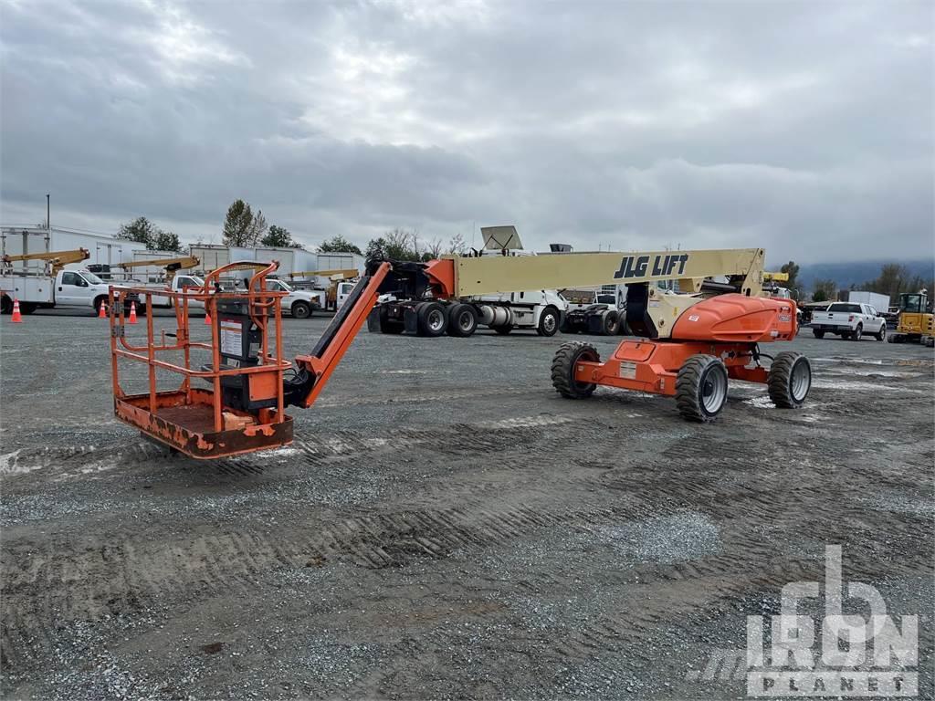 JLG M600JP Plataformas con brazo de elevación manual