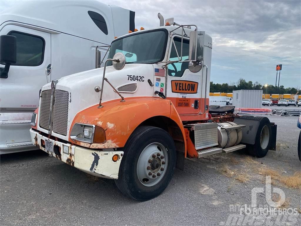 Kenworth T300 Camiones tractor