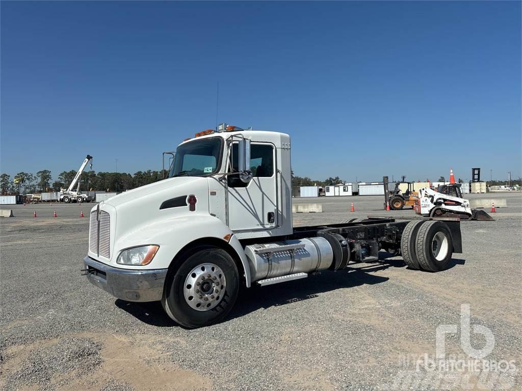 Kenworth T370 Camiones con chasís y cabina