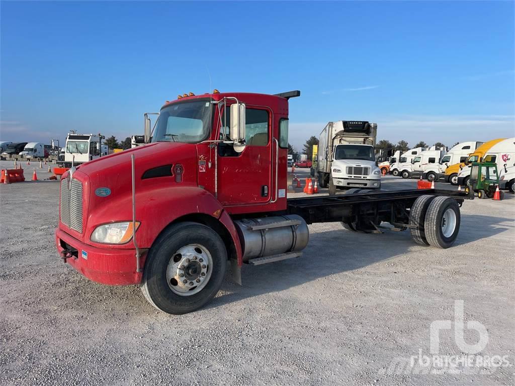 Kenworth T370 Camiones con chasís y cabina